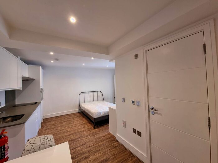 Studio To Rent In Hampden Road, Turnpike Lane, N8