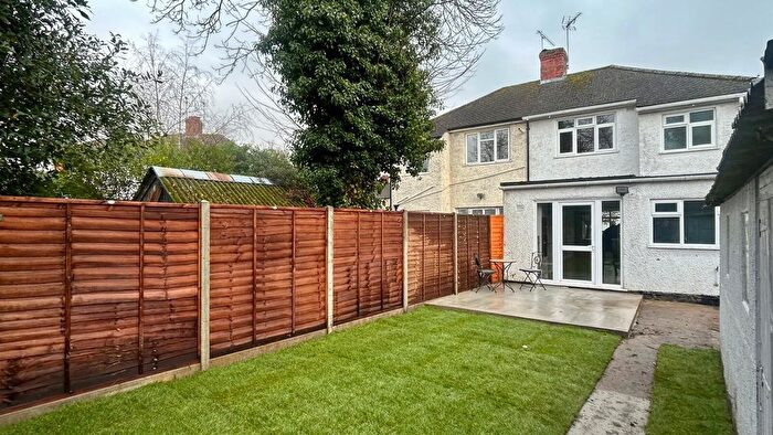 3 Bedroom Semi Detached House To Rent In Westlands Avenue, Reading, Berkshire, RG2