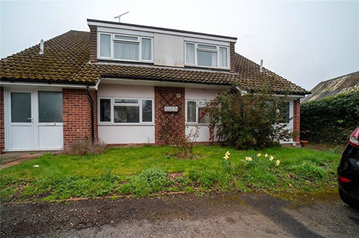 1 Bedroom Flat For Sale In Upper Street, Stratford St. Mary, Colchester, Suffolk, CO7