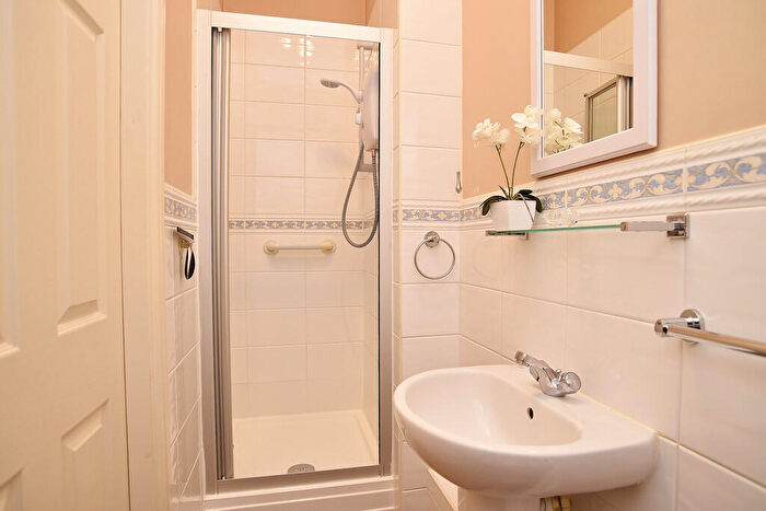 2 Bedroom Apartment For Sale In St Mark's Court, Leeds Road, Harrogate, HG2