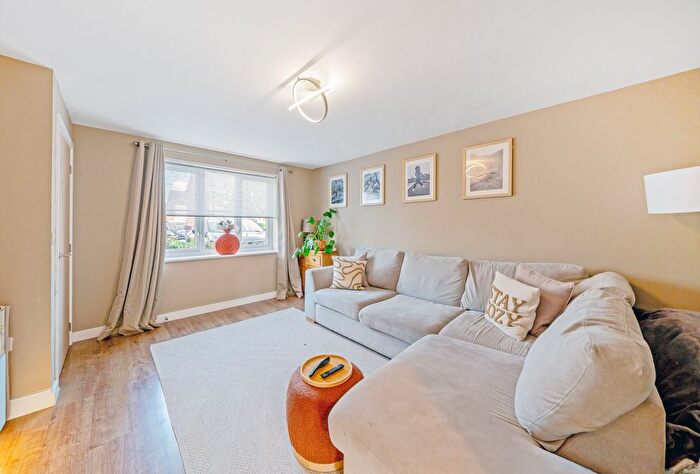 3 Bedroom End Of Terrace House For Sale In Dawkes Road, Longford, Gloucester, Gloucestershire, GL2