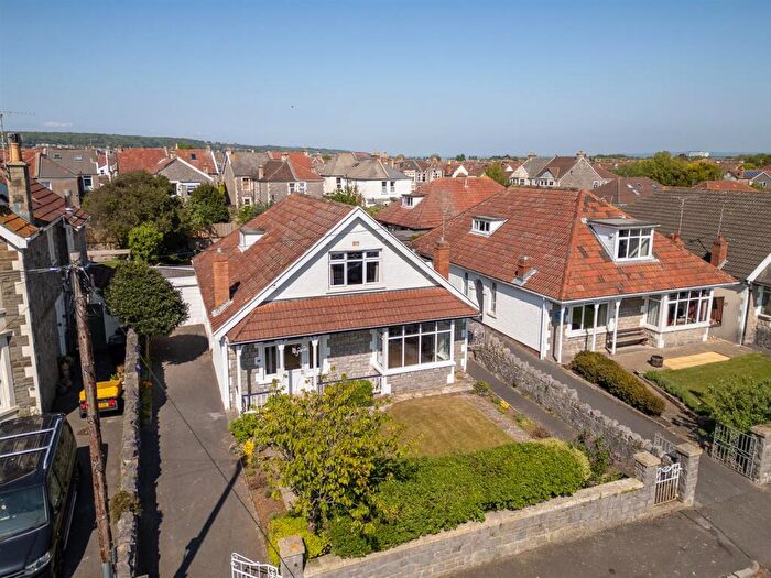 4 Bedroom Detached House For Sale In Elmsleigh Road, Southward - No Chain!, BS23