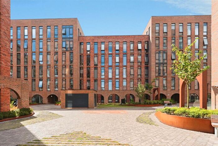 1 Bedroom Apartment To Rent In Neptune Place, L8