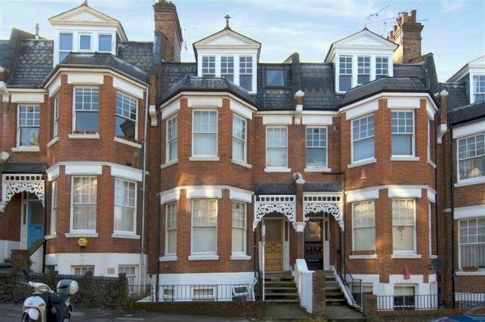 2 Bedroom Flat To Rent In Milton Road, Highgate, N6