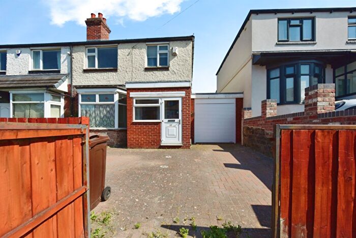 3 Bedroom Semi-Detached House For Sale In Richmond Road, Sheffield, S13