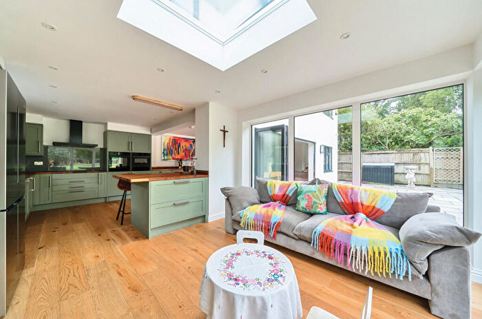 4 Bedroom Detached House For Sale In New Lane, Sutton Green, Guildford, Surrey, GU4