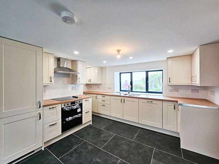 4 Bedroom Detached House To Rent In Penrhyncoch, Aberystwyth, SY23