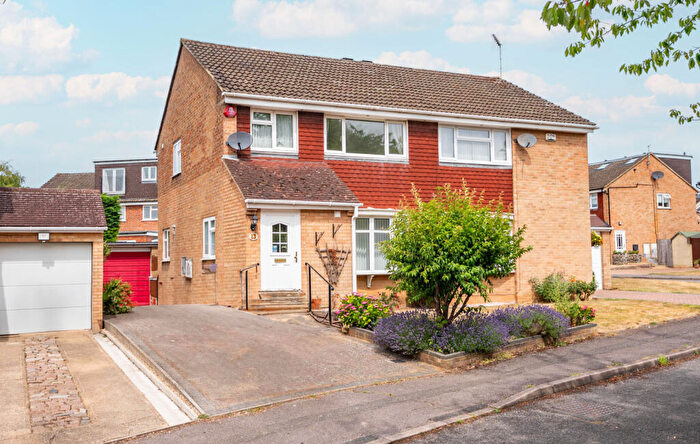 3 Bedroom Semi-Detached House For Sale In Alzey Gardens, Harpenden, Hertfordshire, AL5