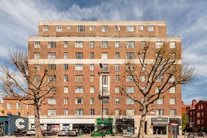 Studio To Rent In Hamlet Gardens, Ravenscourt Park, W6