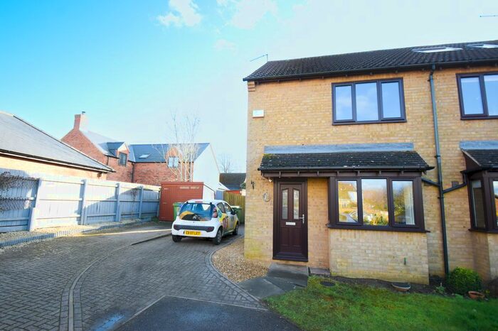2 Bedroom Detached House To Rent In Bridle Close, Brafield-On-The-Green, Northampton, NN7