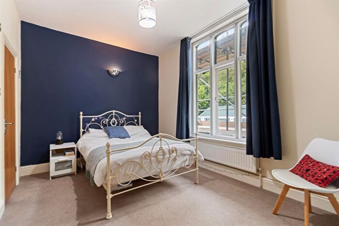 1 Bedroom Flat For Sale In Oriel House, Flat, Worcester Road, Malvern, Worcestershire, WR14
