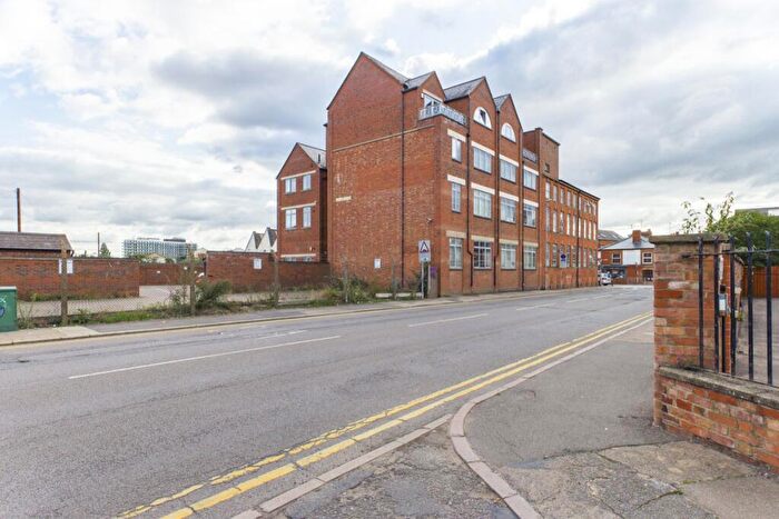 2 Bedroom Flat To Rent In Great Russell Street, Northampton, NN1