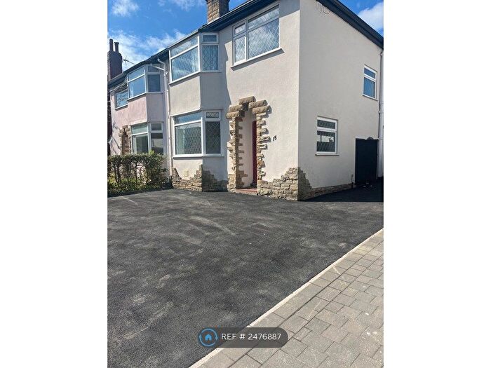 3 Bedroom Semi-Detached House To Rent In Gainsborough Drive, Leeds, LS16