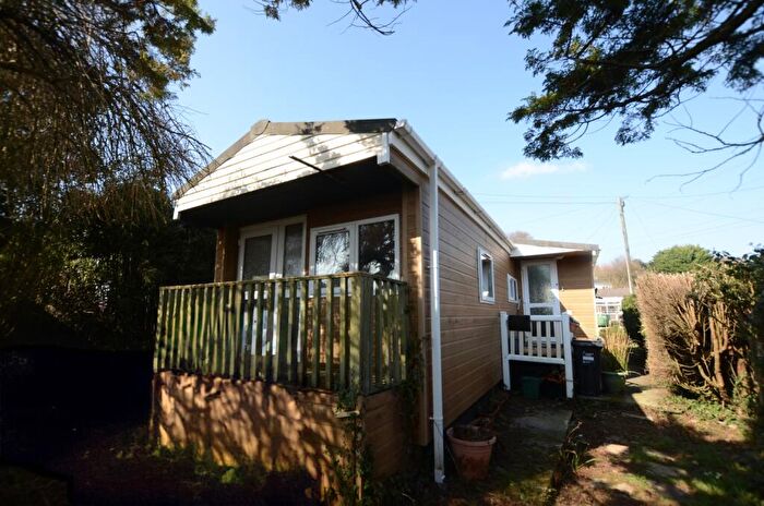 2 Bedroom Park Home For Sale In Attwell Caravan Park, Luxulyan, Bodmin, Cornwall, PL30