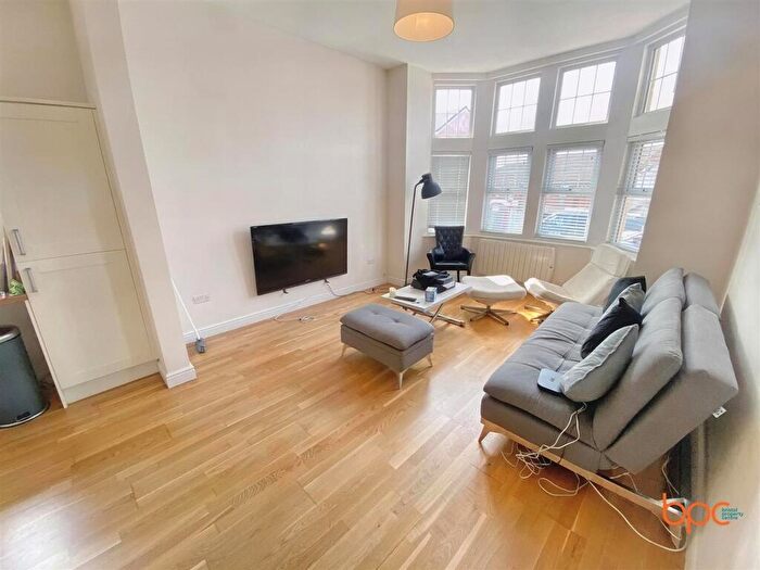1 Bedroom Flat To Rent In Air Balloon Road, The Air Balloon, BS5