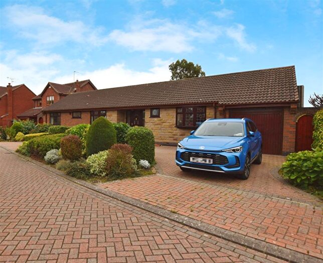 3 Bedroom Detached Bungalow For Sale In Haymer Drive, Hedon, Hull, HU12
