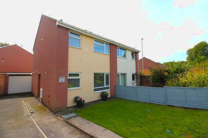 3 Bedroom Semi-Detached House To Rent In Horsecastle Farm Road, Yatton, BS49