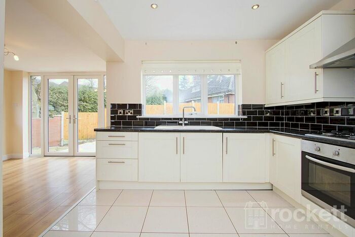 2 Bedroom Bungalow To Rent In Higherland, Newcastle Under Lyme, Staffordshire, ST5