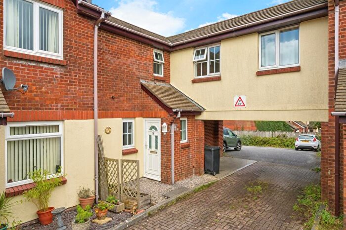 3 Bedroom Semi-Detached House For Sale In Woodend Road, Plymouth, PL6