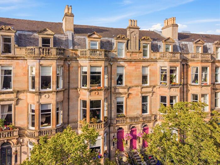 2 Bedroom Flat For Sale In /, Queens Drive, Queen’s Park, G42