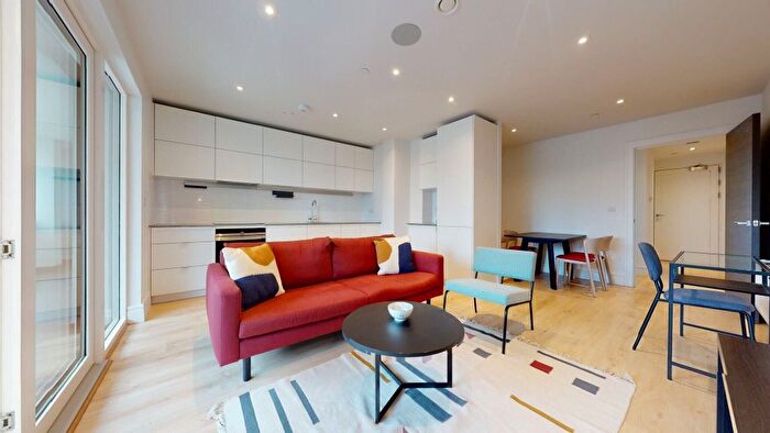 3 Bedroom Flat To Rent In Olympic Way, Wembley, HA9