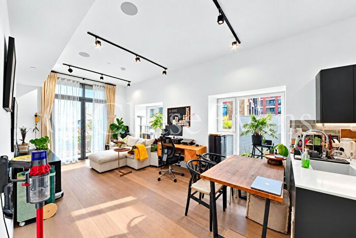 1 Bedroom Property To Rent In The Tannery, New Tannery Way, Bermondsey, London, SE1