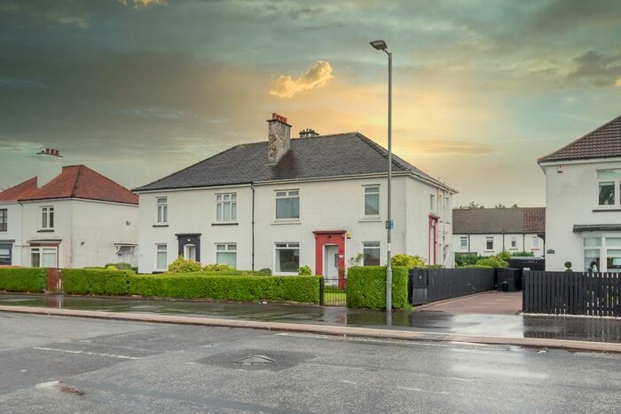 2 Bedroom Flat To Rent In Archerhill Road, Knightswood, Glasgow, G13