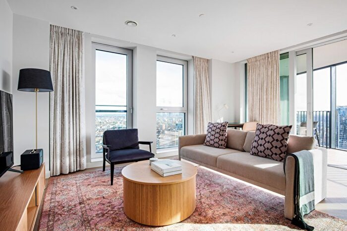 2 Bedroom Flat To Rent In London Borough Of Southwark, SE1