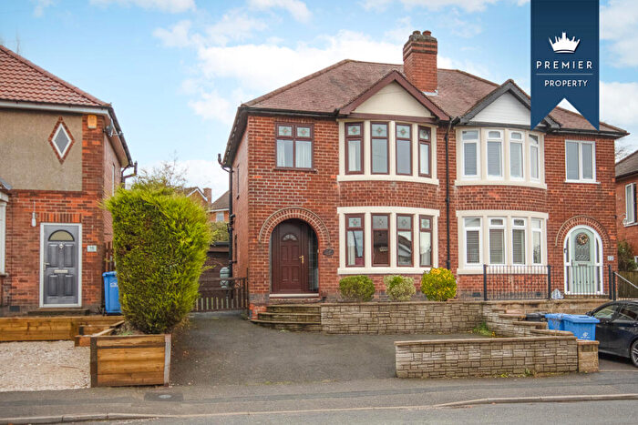 3 Bedroom Semi-Detached House For Sale In West Bank Road, Allestree, DE22