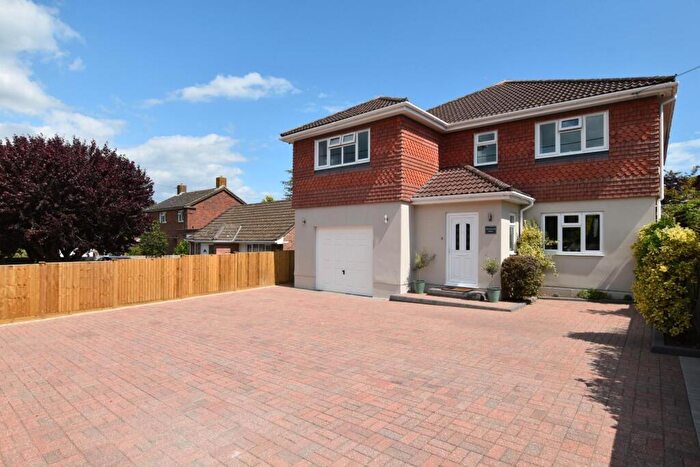 4 Bedroom Detached House For Sale In Stone Street, Lympne, CT21