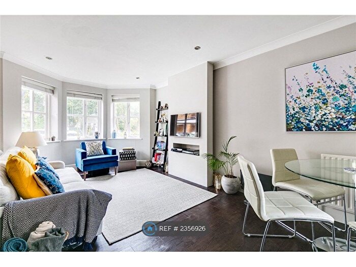 2 Bedroom Flat To Rent In Sycamore Mews, London, SW4