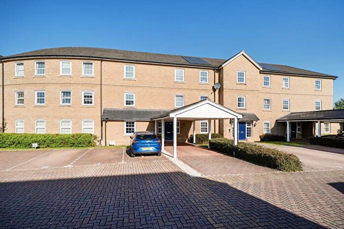 2 Bedroom Maisonette For Sale In Monxton Place, Sherfield-On-Loddon, RG27