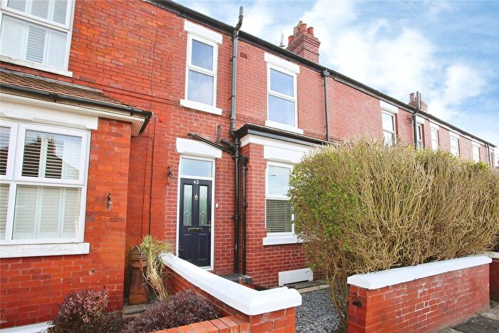 3 Bedroom Terraced House For Sale In Heaton Road, Heaton Moor, Stockport, SK4