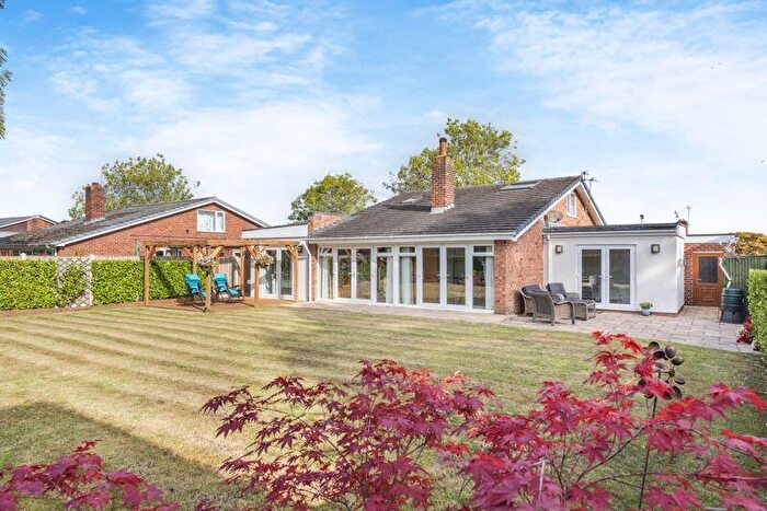 5 Bedroom Bungalow For Sale In Greenlands, Tattenhall, Chester., CH3