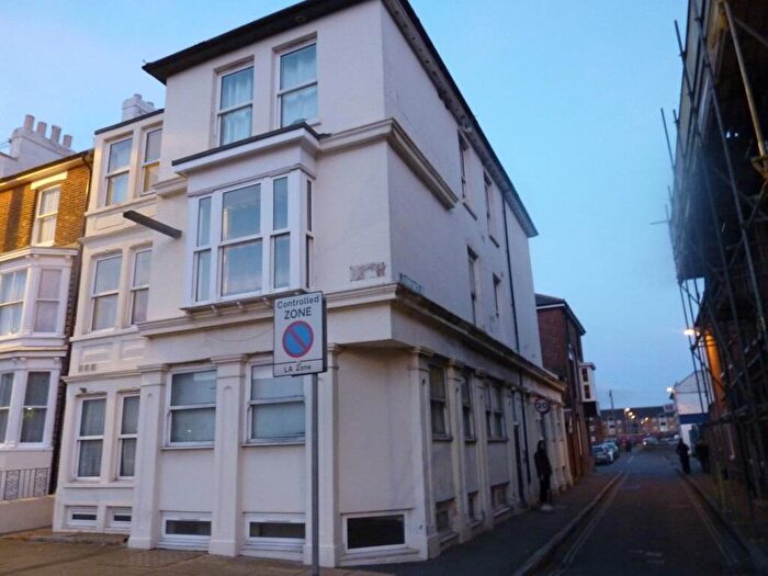 2 Bedroom Private Hall To Rent In Hampshire Terrace (-), Southsea, Portsmouth, PO1