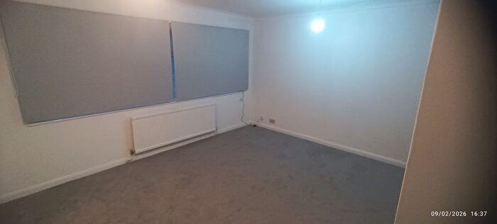 3 Bedroom Semi-Detached House To Rent In Hemnall Street, Epping, CM16