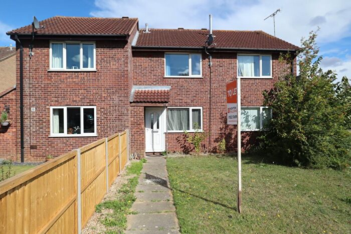 2 Bedroom Town House To Rent In Atwater Grove, Lincoln, LN2