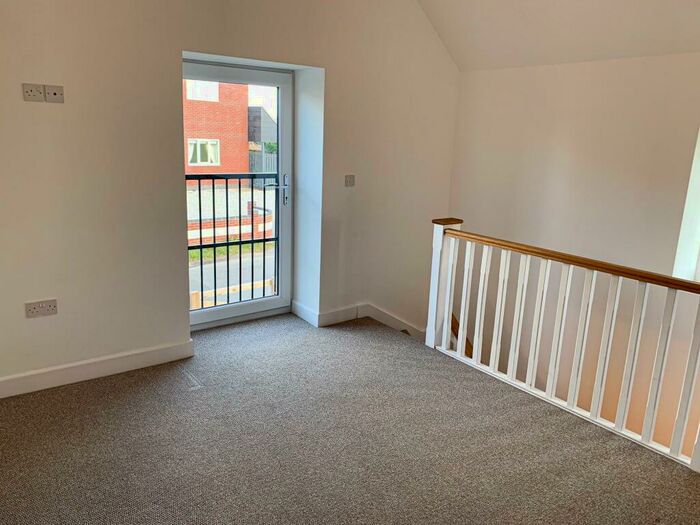 1 Bedroom Barn Conversion To Rent In South Street, Owston Ferry, Doncaster, DN9
