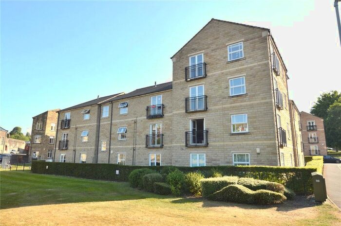 2 Bedroom Flat To Rent In Broom Mills Road, Farsley, Leeds LS28