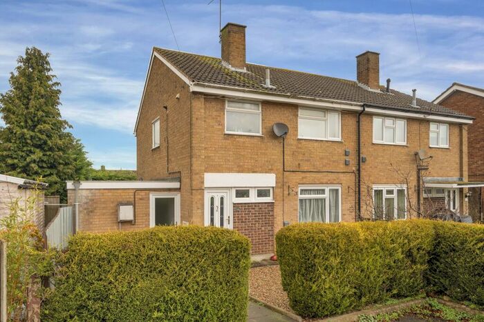 3 Bedroom Semi-Detached House For Sale In Westland Road, Cottesmore, LE15