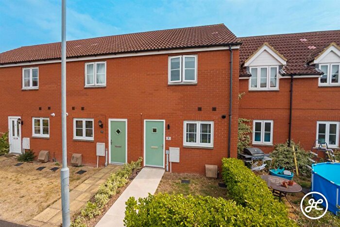2 Bedroom Terraced House For Sale In Cotton Patch Walk, Stockmoor Village, Bridgwater, TA6