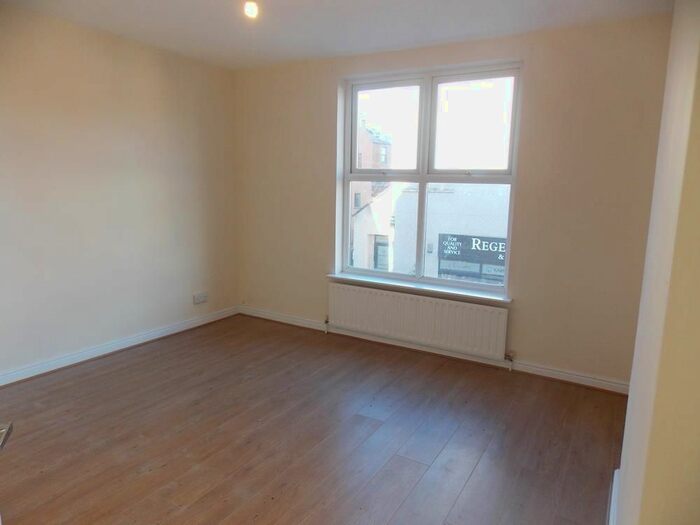 2 Bedroom Flat To Rent In Stamford Street, Ilkeston DE7