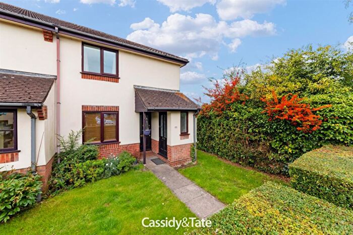 1 Bedroom Maisonette To Rent In Park Place, Park Street, AL2