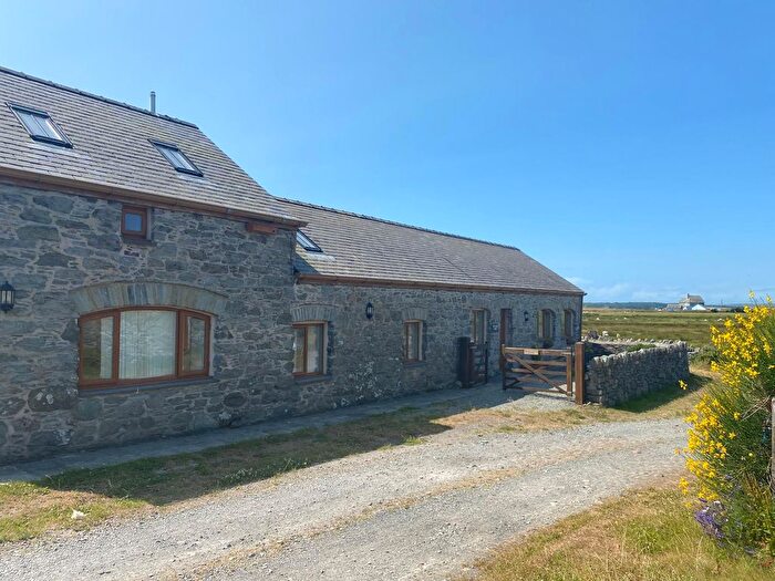 3 Bedroom Barn Conversion To Rent In Llanfachraeth, LL65