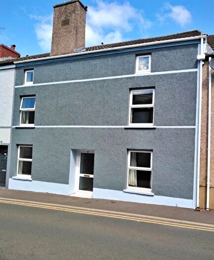 4 Bedroom Terraced House For Sale In Lady Street, Kidwelly, SA17