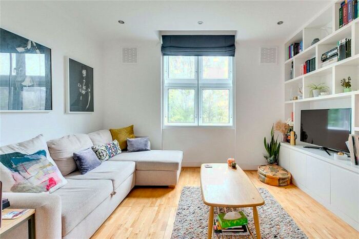 2 Bedroom Apartment To Rent In Brondesbury Villas, London, NW6