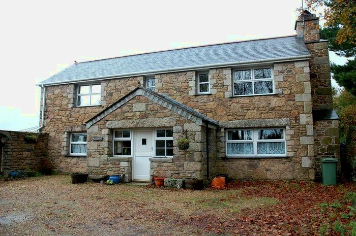 4 Bedroom Detached House To Rent In Penpillick, Par, PL24