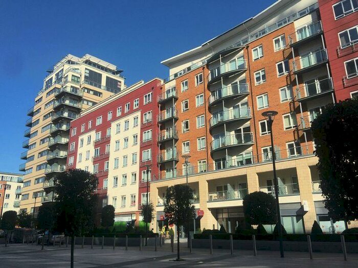 1 Bedroom Flat To Rent In Beaufort Park, Manhatten Apartment!, NW9