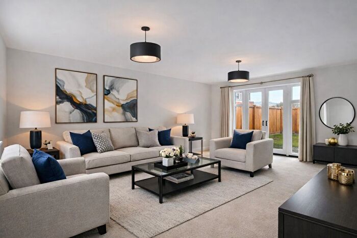 4 Bedroom Detached House For Sale In Hoe Lane, North Baddesley, Southampton, SO52