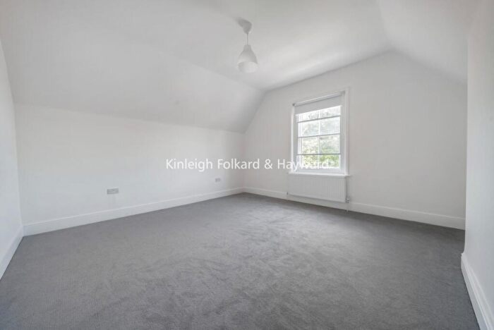 2 Bedroom Apartment To Rent In Lawn Road Beckenham, BR3